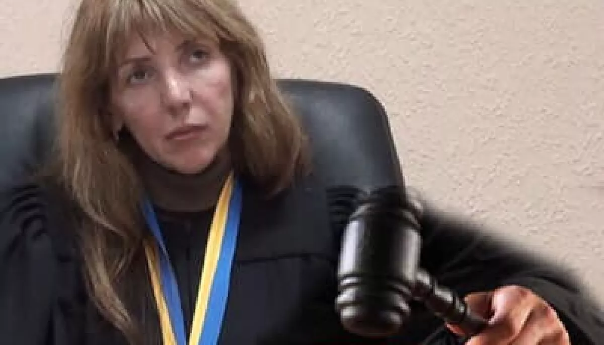 Суддю, яка забороняла акцію &laquo;Стоп цензурі!&raquo;, спіймали на неподанні декларації