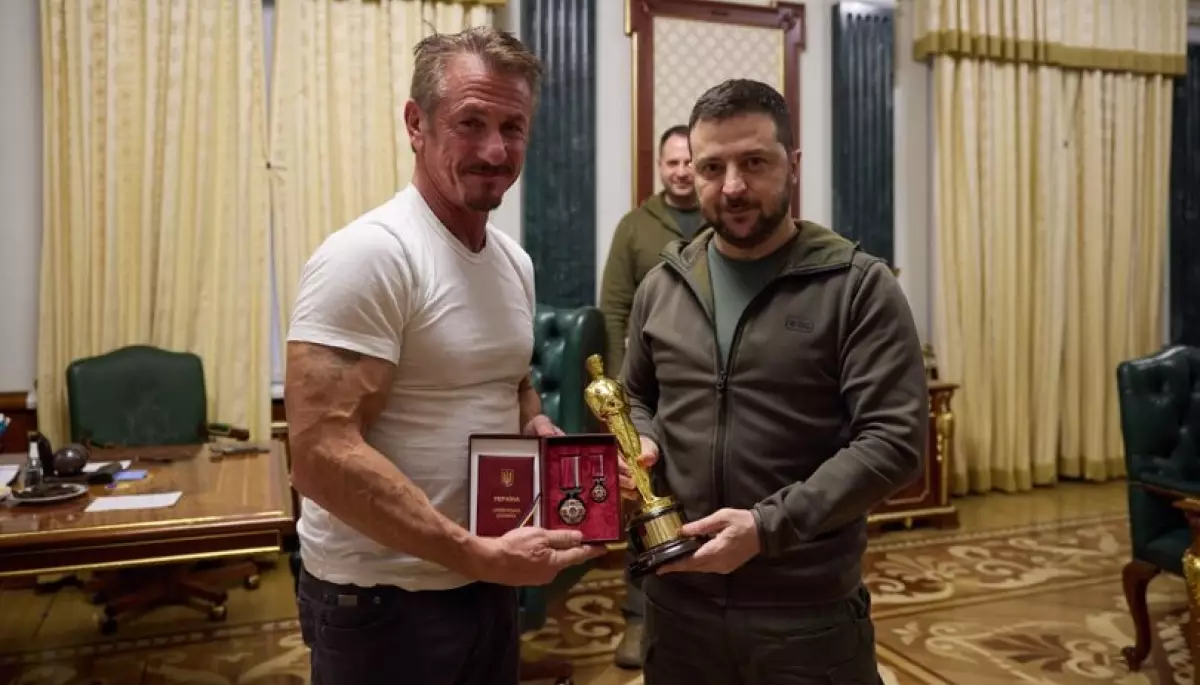 Актор Шон Пенн залишив свій «Оскар» в Україні до перемоги над Росією