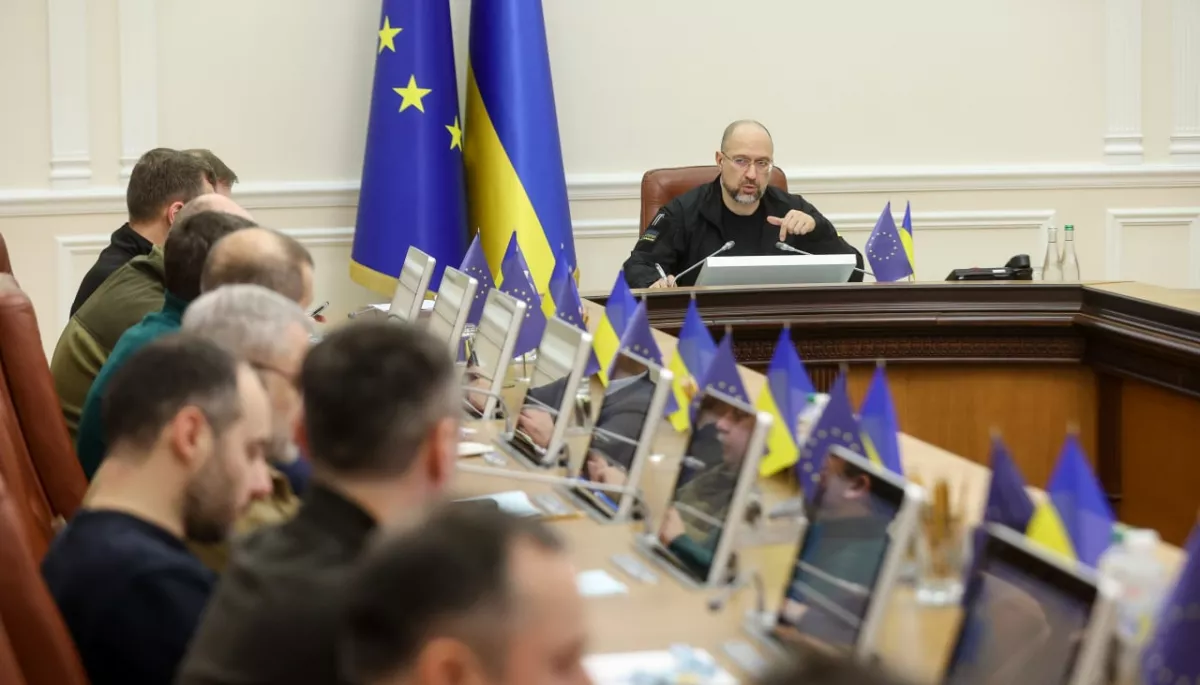 &laquo;Дзеркало тижня&raquo;: Кількість міністерств планують зменшити з 20 до 14