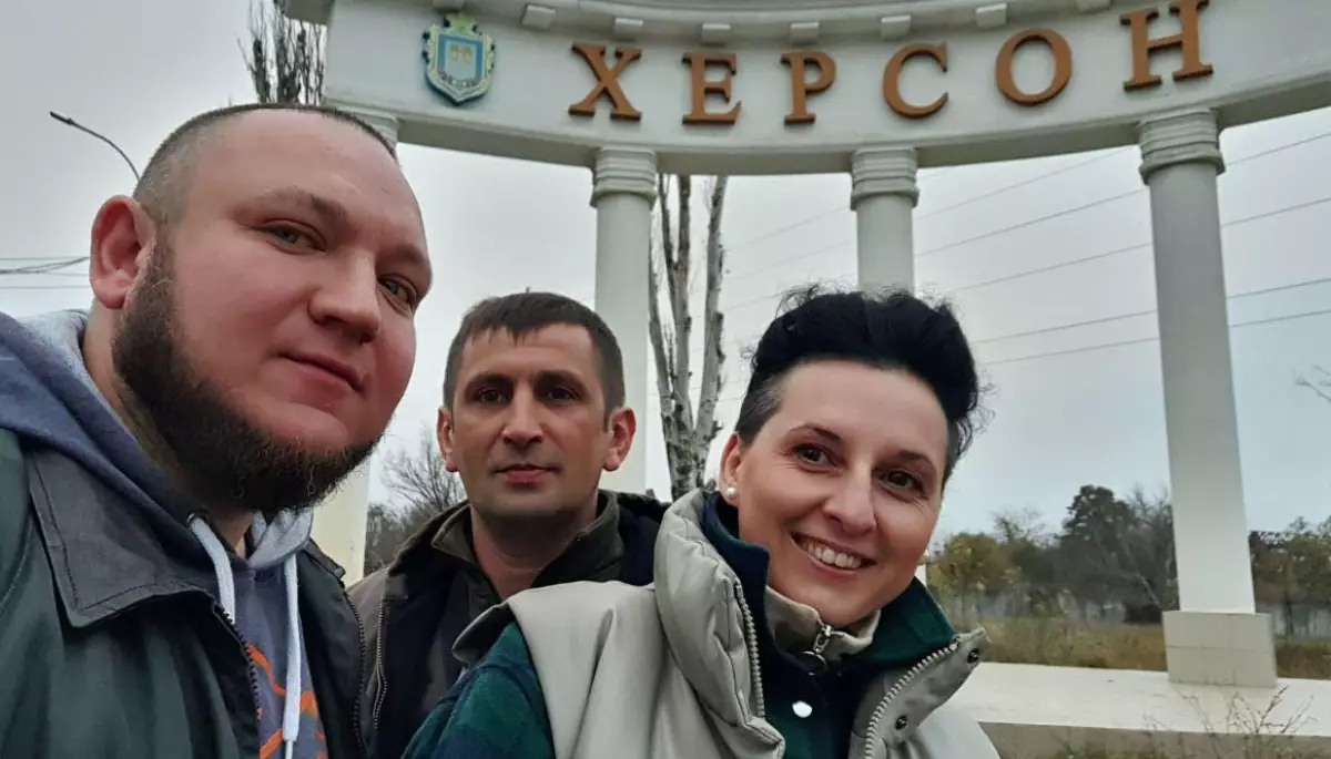 Журналістів hromadske позбавили акредитації через репортажі зі звільненого Херсона