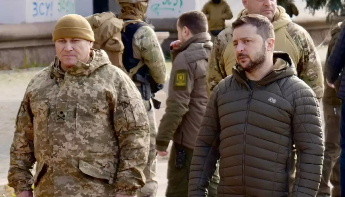Зеленський вперше приїхав у Херсон після звільнення міста (ФОТО, ВІДЕО)