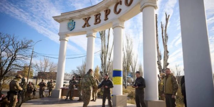 Учасники престуру до Херсона в понеділок потрапили під обстріл (ВІДЕО)