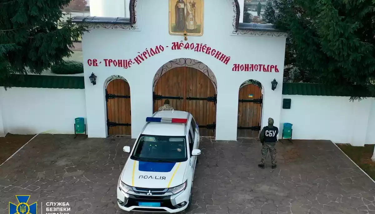 СБУ обшукала монастир УПЦ МП на Закарпатті, де закликали до «пробуждения матушки-Руси» (ФОТО)