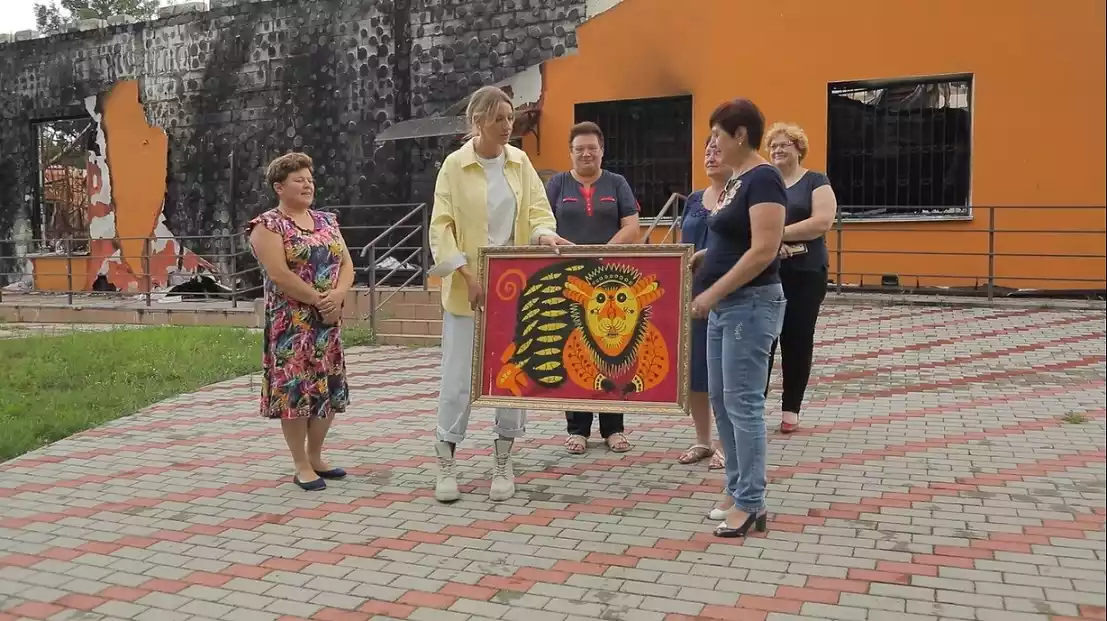 У прем'єрному випуску шоу &laquo;Le Маршрутка&raquo; на Новому каналі розповіли про врятовані картини Примаченко