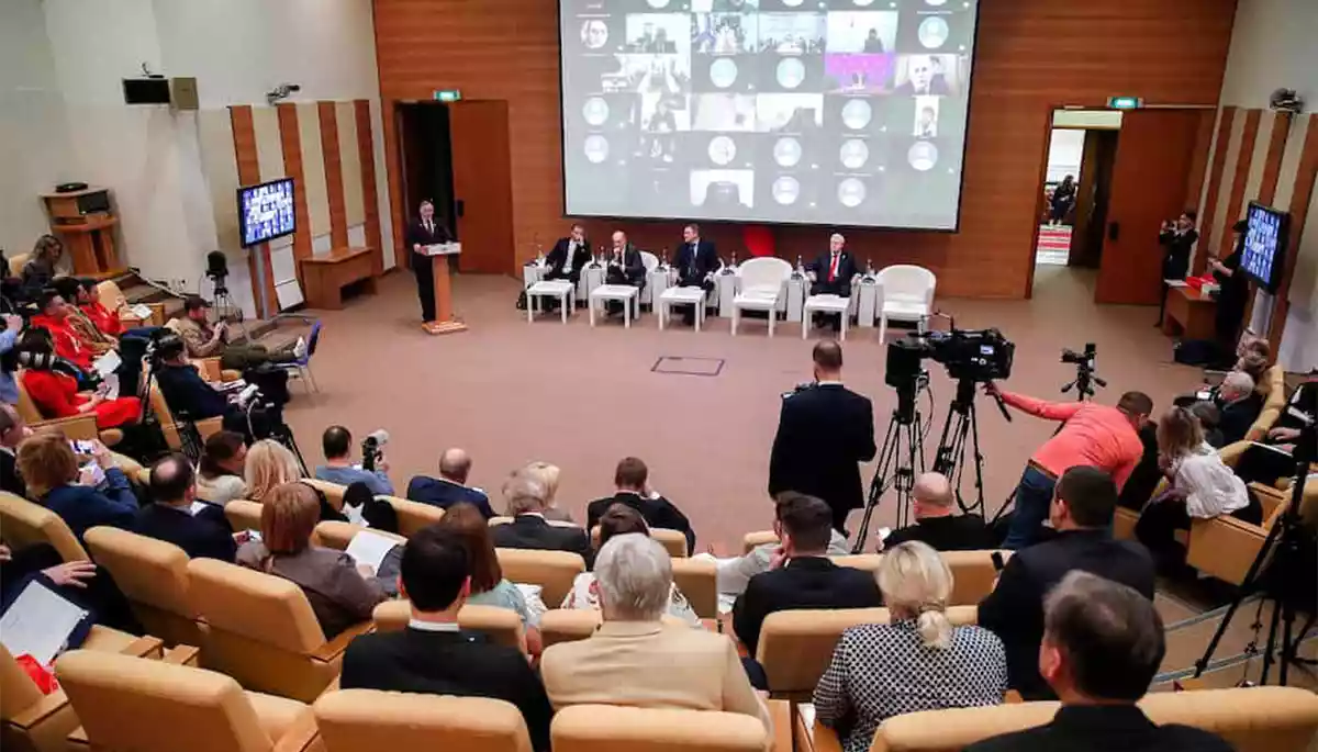 Установчі збори &laquo;Культурного фронту Росії&raquo;: шоу в стилі треш