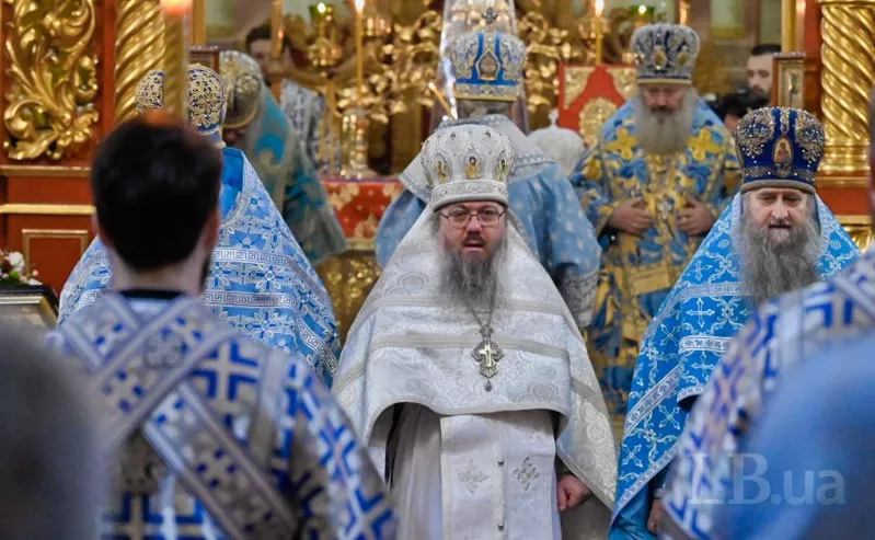 Єпископ УПЦ МП подав до суду на LB.ua за публікацію про його фізичну близькість із 17-річним юнаком