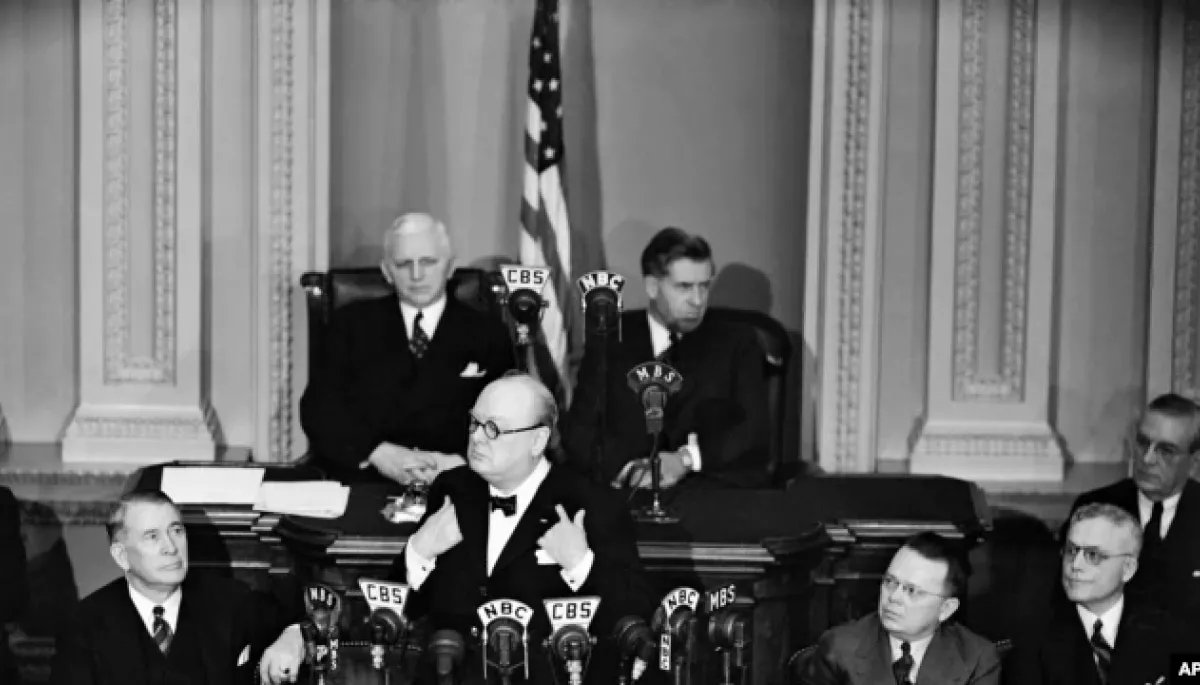 Чим схожі і відмінні промови Зеленського і Черчилля у Конгресі США?