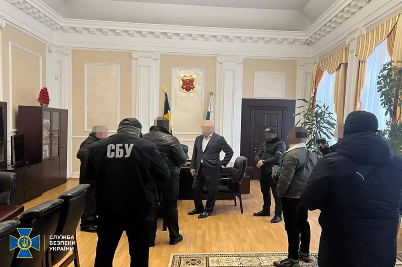 СБУ повідомила про підозру меру Полтави Олександру Мамаю