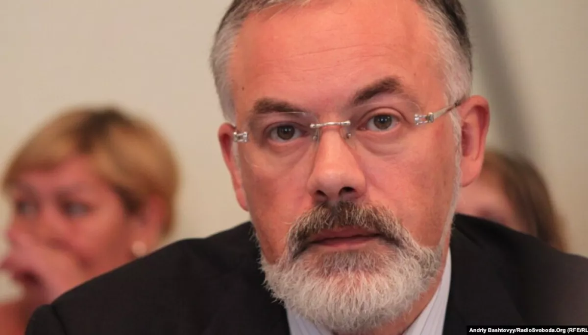 СБУ арештувала майно ексміністра Дмитра Табачника на понад 2 млн доларів