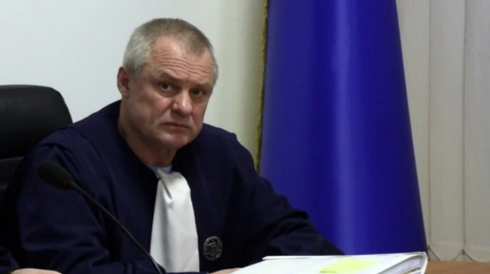 «Схеми» знайшли в українського судді нерухомість в Москві та Севастополі і російський паспорт у його дружини