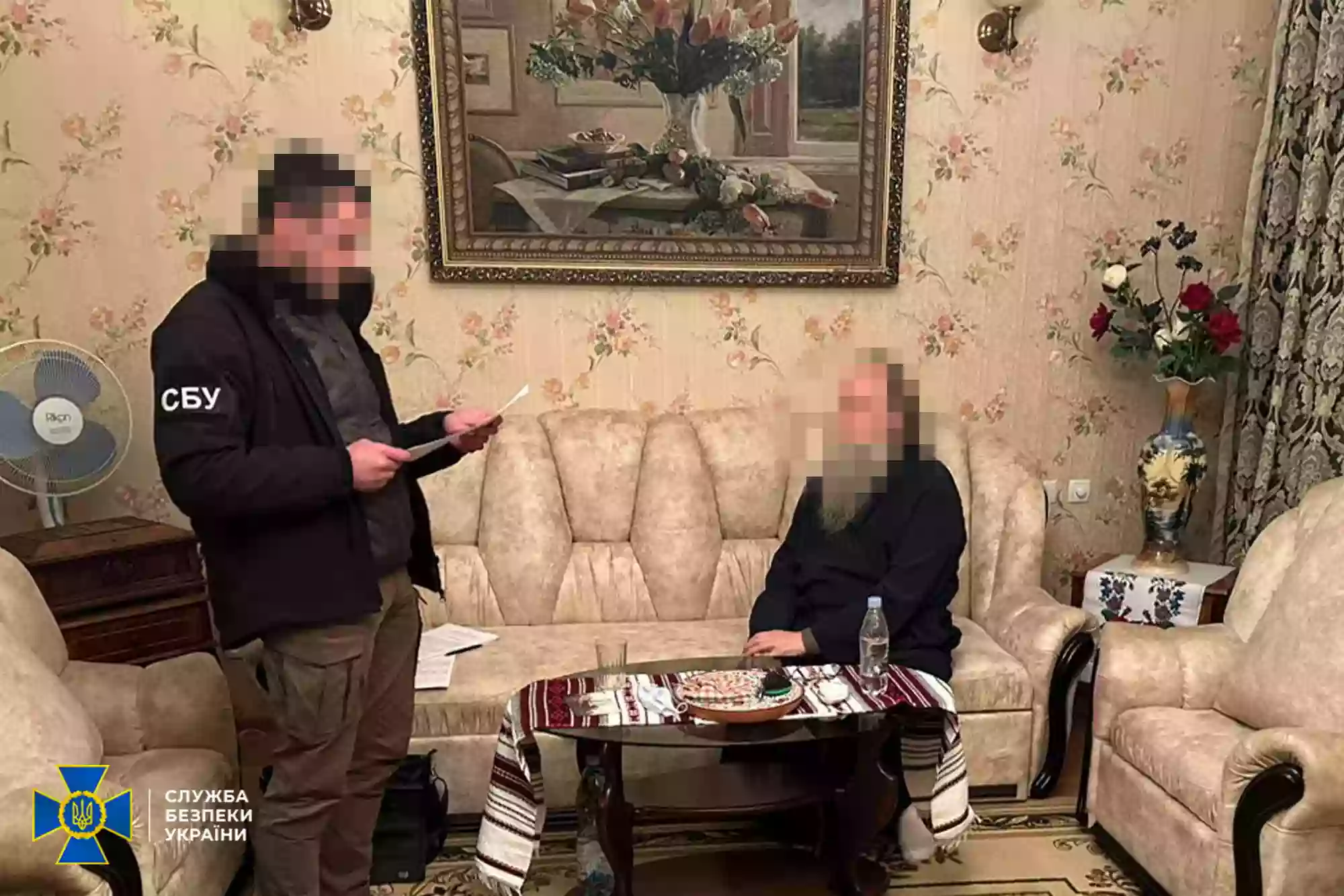 СБУ підозрює митрополита УПЦ МП у посяганні на конституційний лад та цілісність України. Йому загрожує до 8 років (ФОТО)