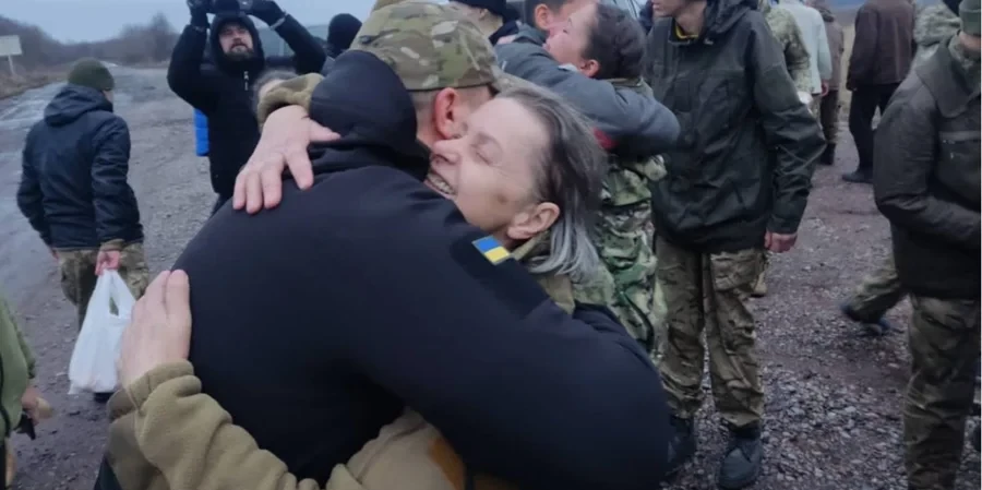 Російські спецслужби збирають персональні дані військовополонених та їхніх рідних через фейкові анкети