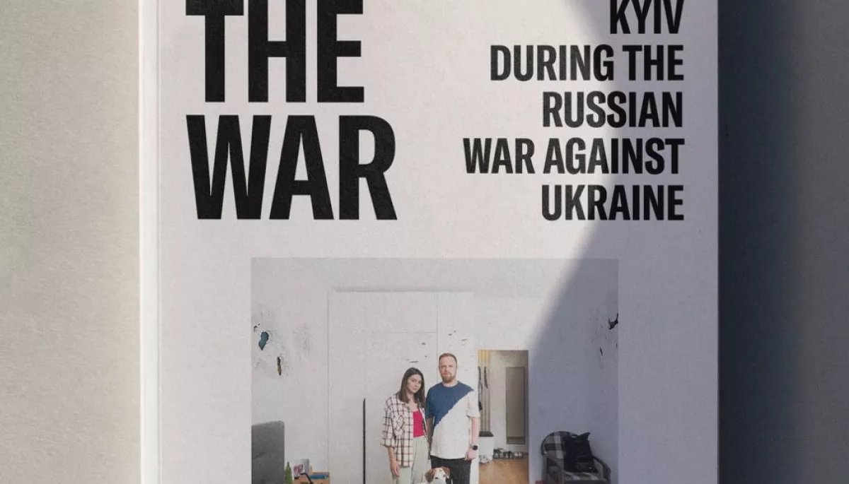 Вийшло перше число англомовного журналу Living the War з історіями киян після початку вторгнення Росії