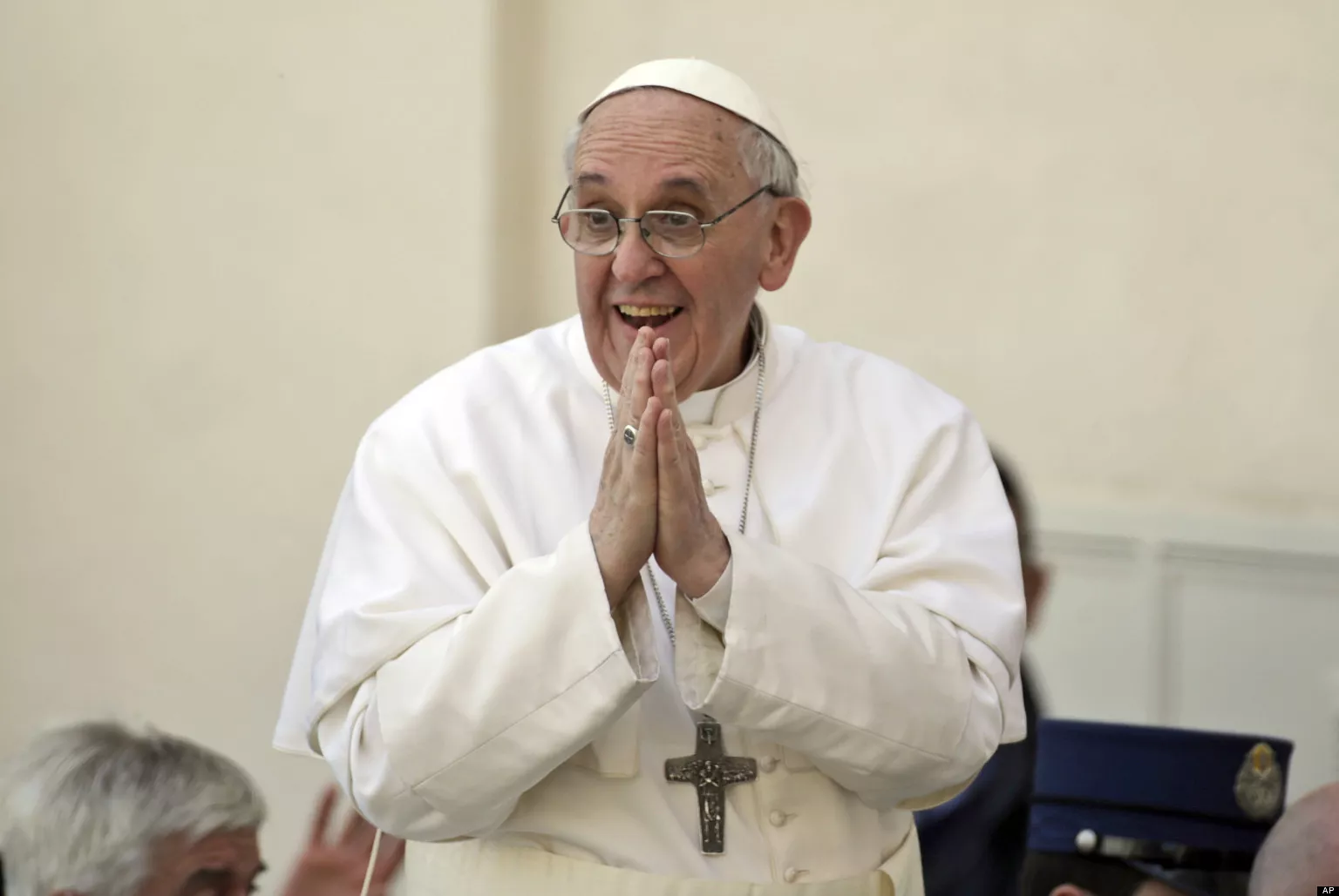 Папа Римський Франциск в інтерв’ю Associated Press: «Бути гомосексуальним не є злочином»