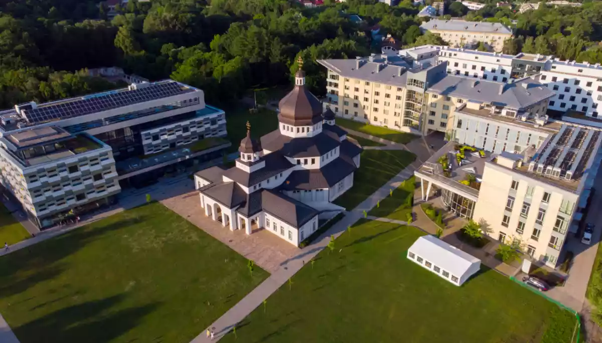 Американець Григорій Степанець пожертвував двом українським університетам по 2 мільйони доларів