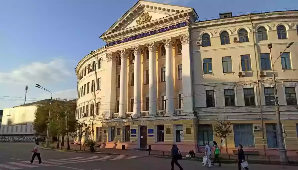 У Могилянці не каратимуть за російську мову: йдеться про зміну корпоративної культури