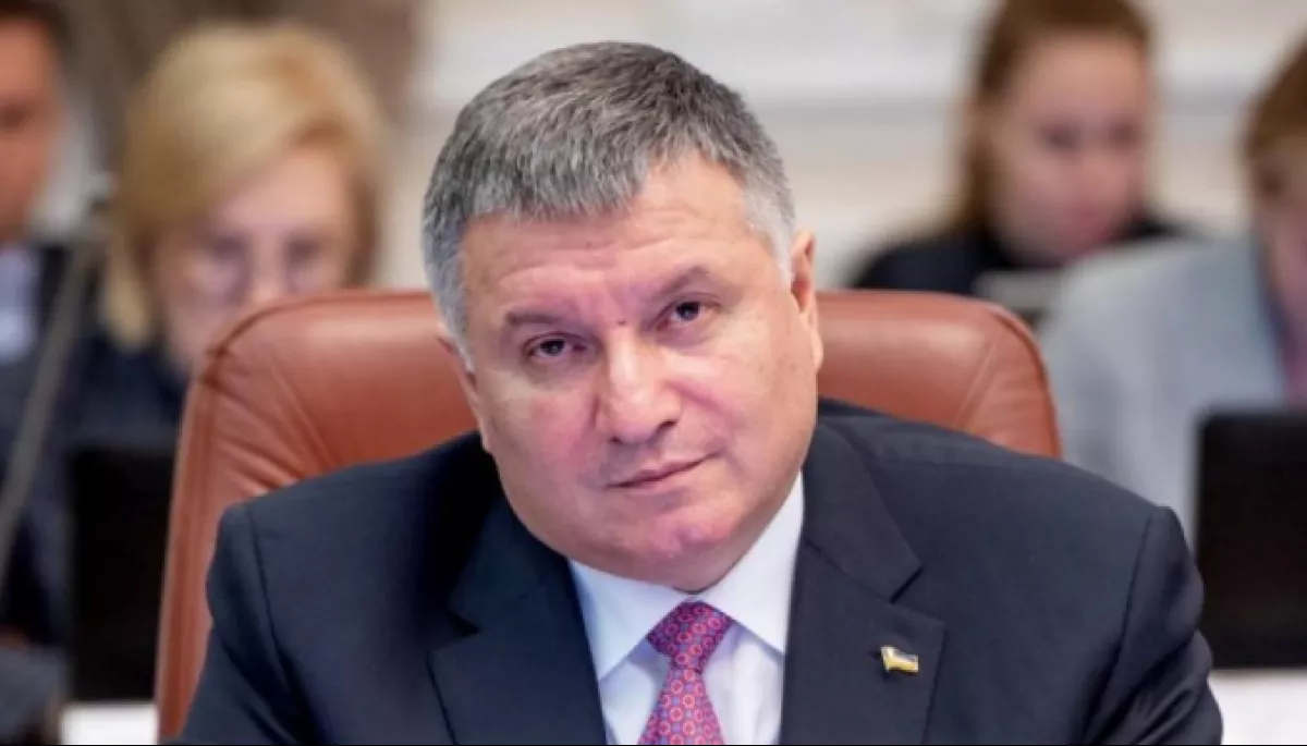 ЗМІ: В Авакова провели обшуки щодо закупівлі гвинтокрила, на якому загинули керівники МВС