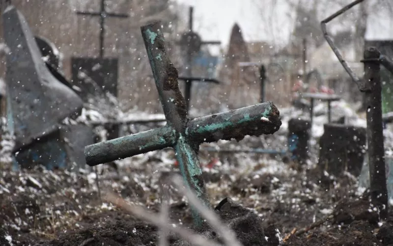 Російська війна з українськими цвинтарями: дайджест пропаганди за 1 лютого