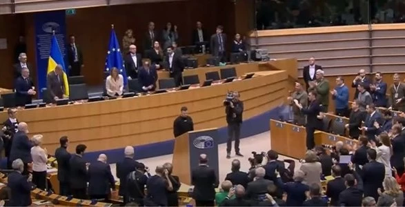 «Я тут, щоб захистити шлях свого народу додому»: Зеленський виступив у Європарламенті, нагадавши про спільні цінності