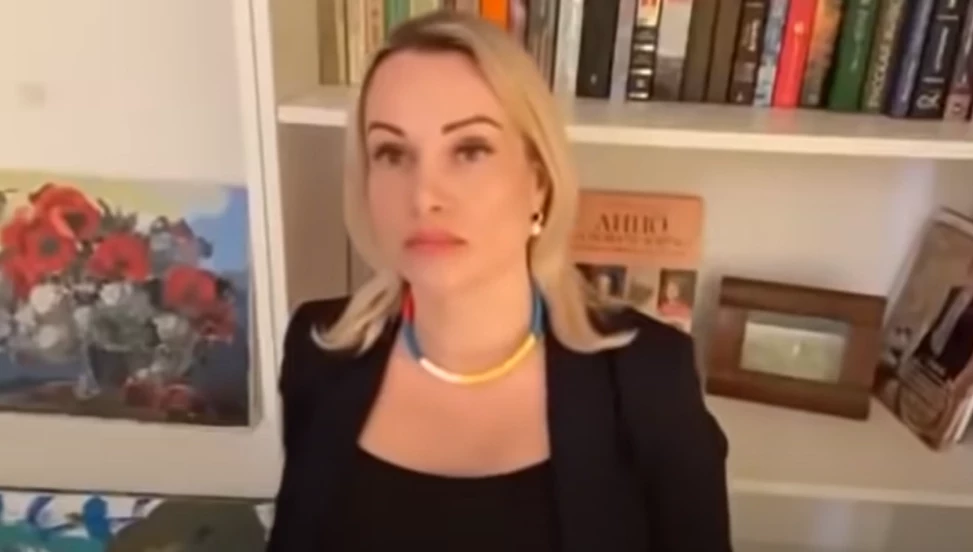 Овсяннікова випустила автобіографічну книгу та проведе пресконференцію в офісі &laquo;Репортерів без кордонів&raquo;, &ndash; ЗМІ