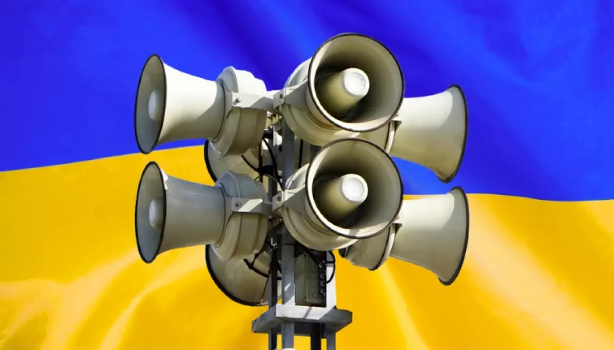 Мешканці російських міст по радіо почули сигнал повітряної тривоги