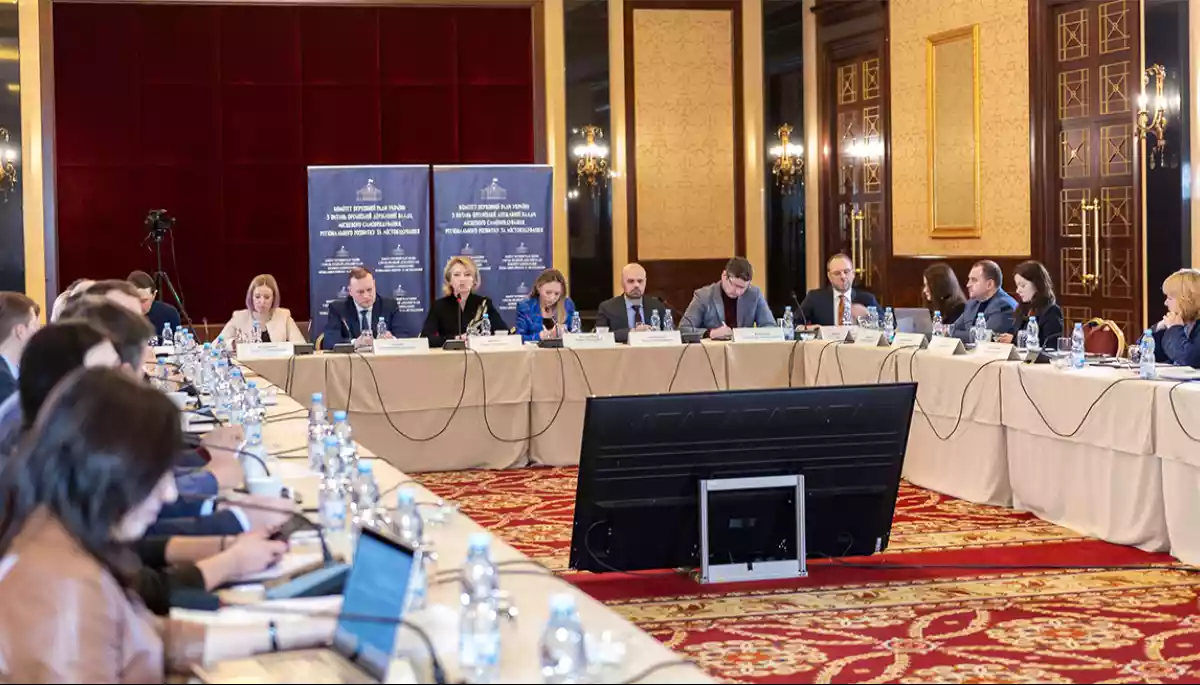 Закон про інформаційне забезпечення виборів і агітацію: що зміниться для медіа і про що знов забули