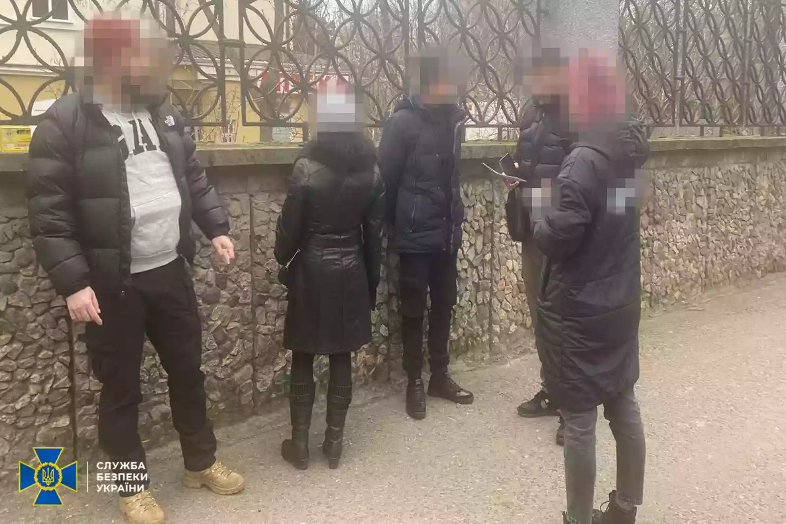 СБУ: Затримано шістьох російських агентів, які «наводили» ракети на лікарні півдня України