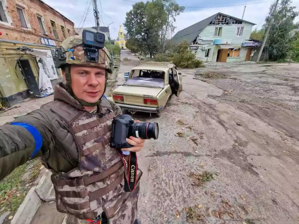 &laquo;Рік&raquo; Дмитра Комарова: від лінії фронту до гардероба президента