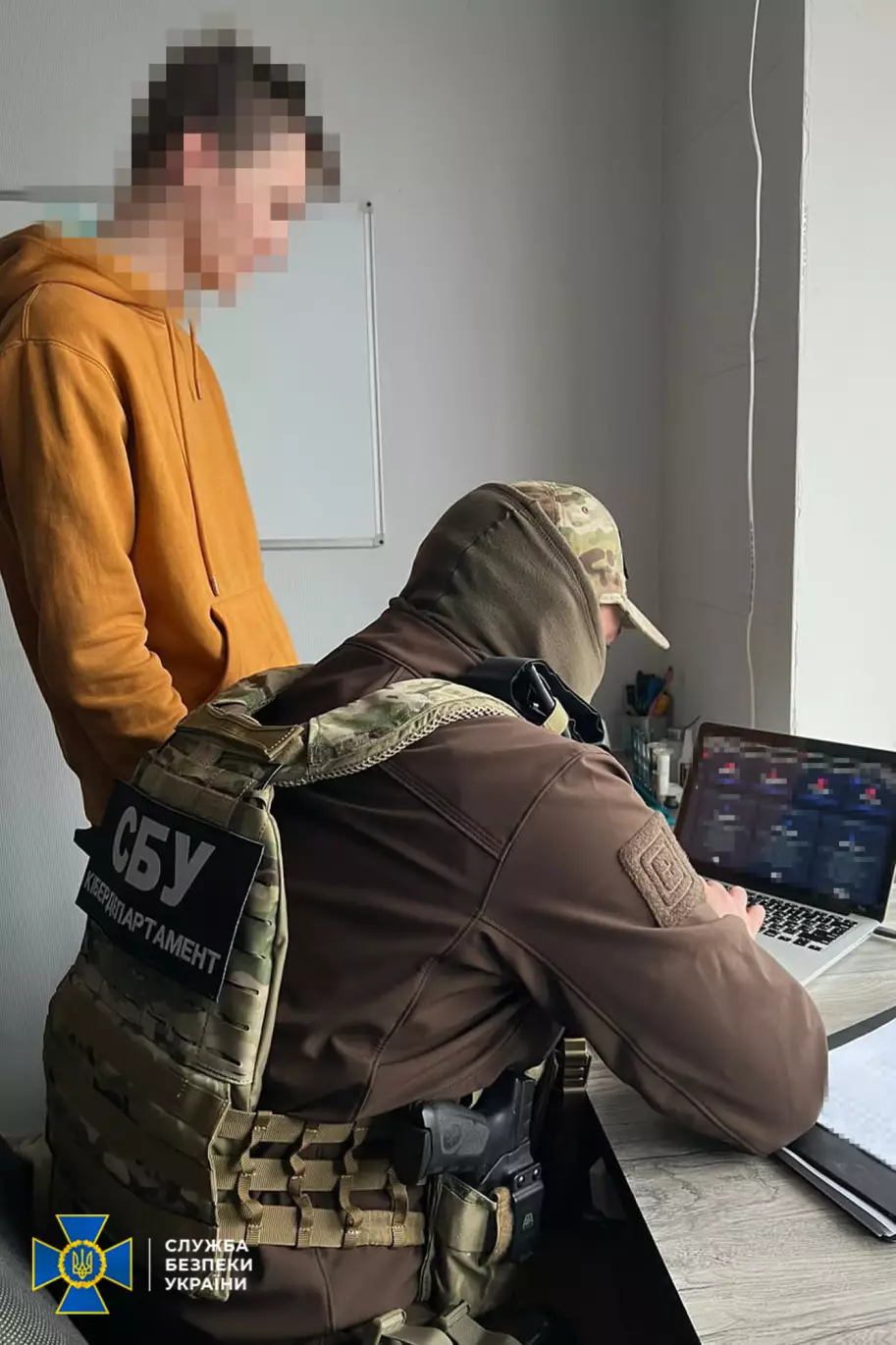 СБУ заявила про викриття схеми продажу персональних даних українців