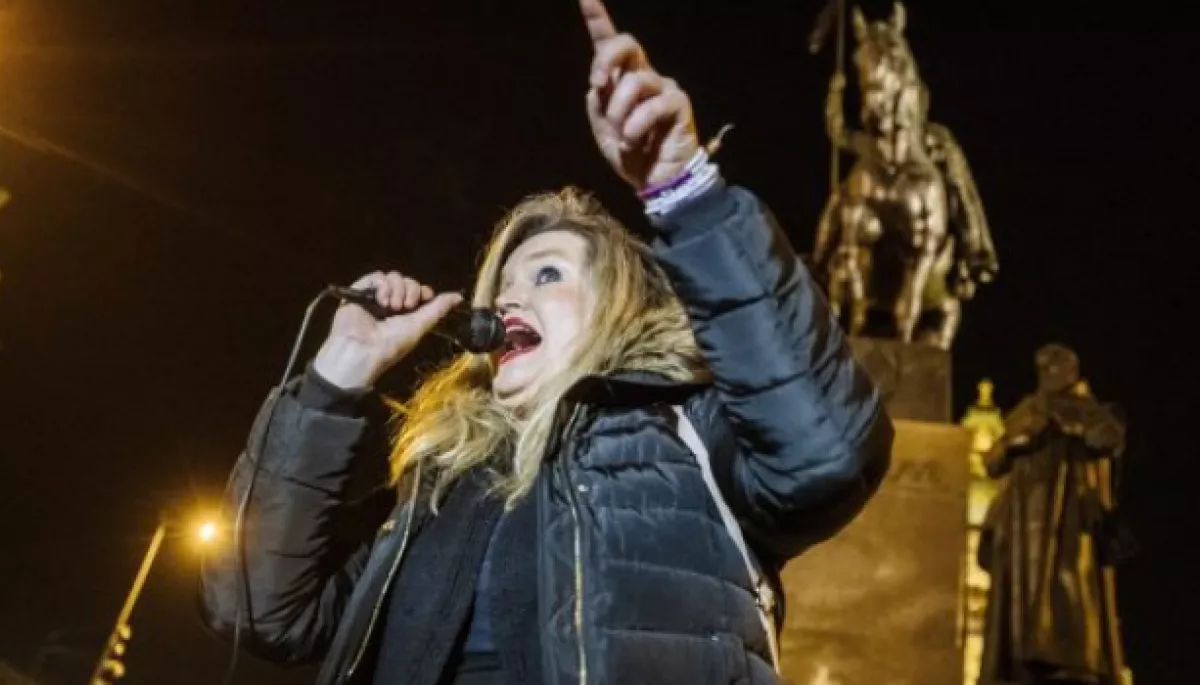 У Чехії ексжурналістку засудили до двох років умовно за поширення фейків