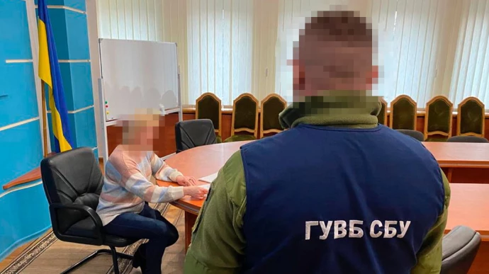 На Рівненщині викрили підполковницю СБУ, яка підтримувала агресію