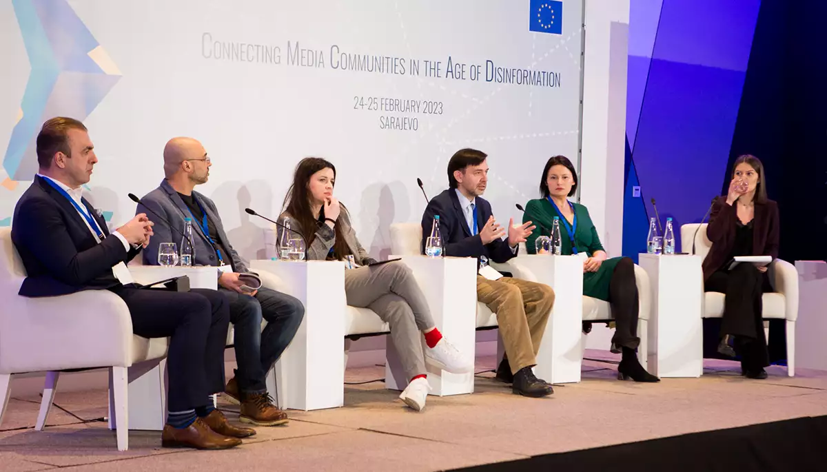 Плутанина, розбрат, маніпуляції. Як дезінформація впливає на війну в Україні та на інші регіони