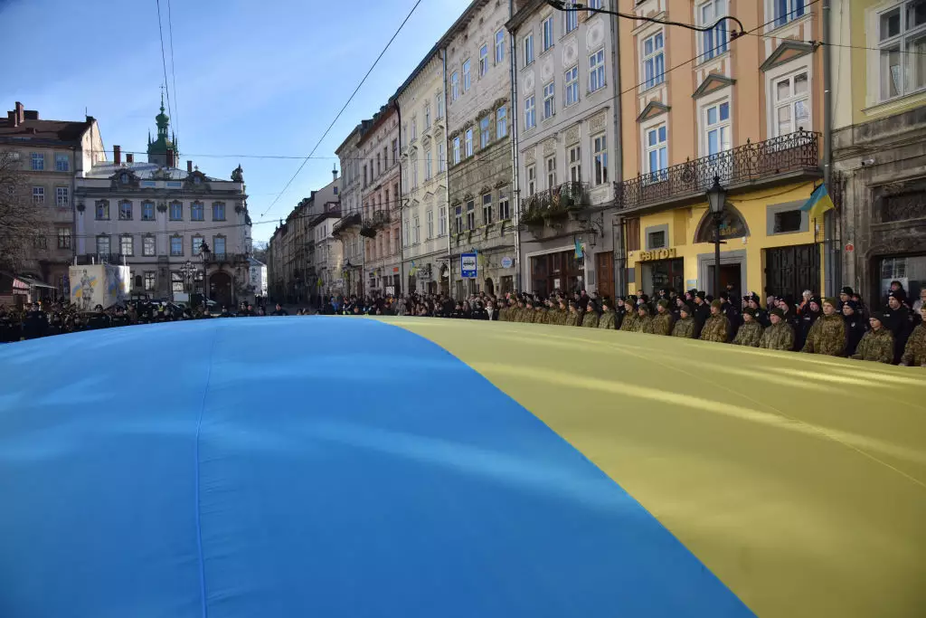 Деконструюючи імперію
