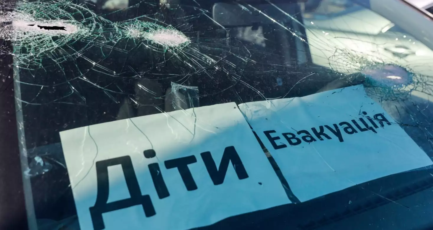 У героя вбили близьку людину. І приходить до нього брат вбивці і каже: «Я тебе искренне соболезную, более того, я хочу, чтобы об этом знал весь мир!»