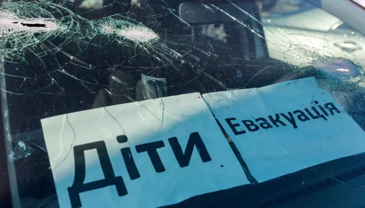 У героя вбили близьку людину. І приходить до нього брат вбивці і каже: «Я тебе искренне соболезную, более того, я хочу, чтобы об этом знал весь мир!»