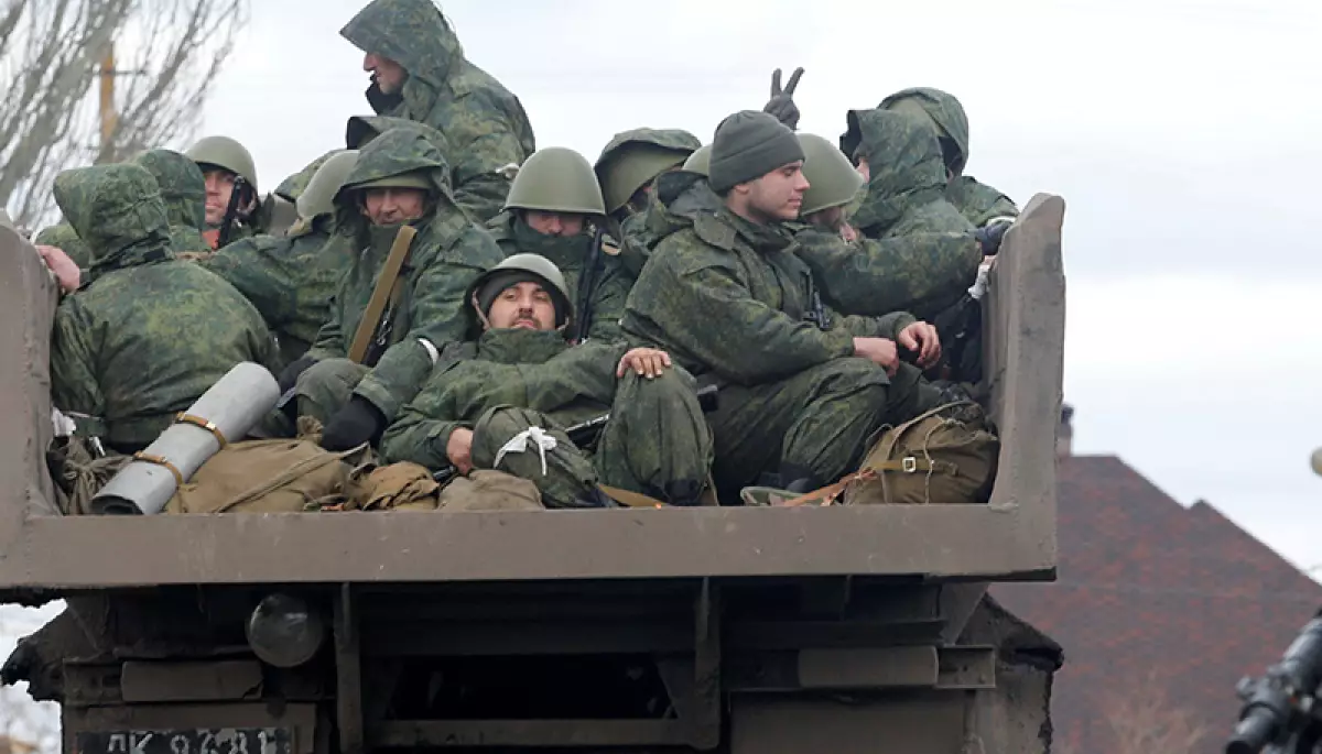 &laquo;Гарматному м&rsquo;ясу&raquo; заборонили скиглити: дайджест пропаганди за 14-15 березня