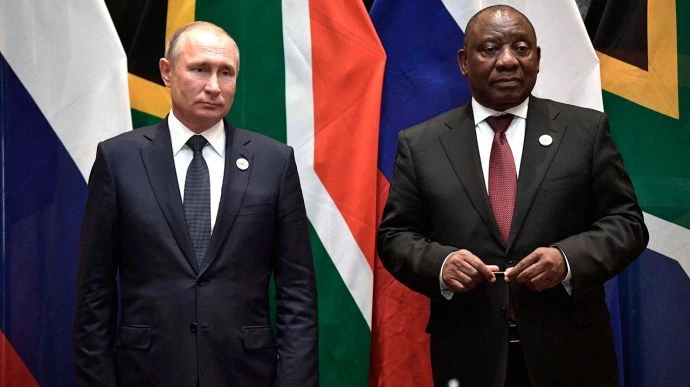 Південна Африка заявила, що «свідома своїх зобов’язань» щодо ордеру на арешт Путіна
