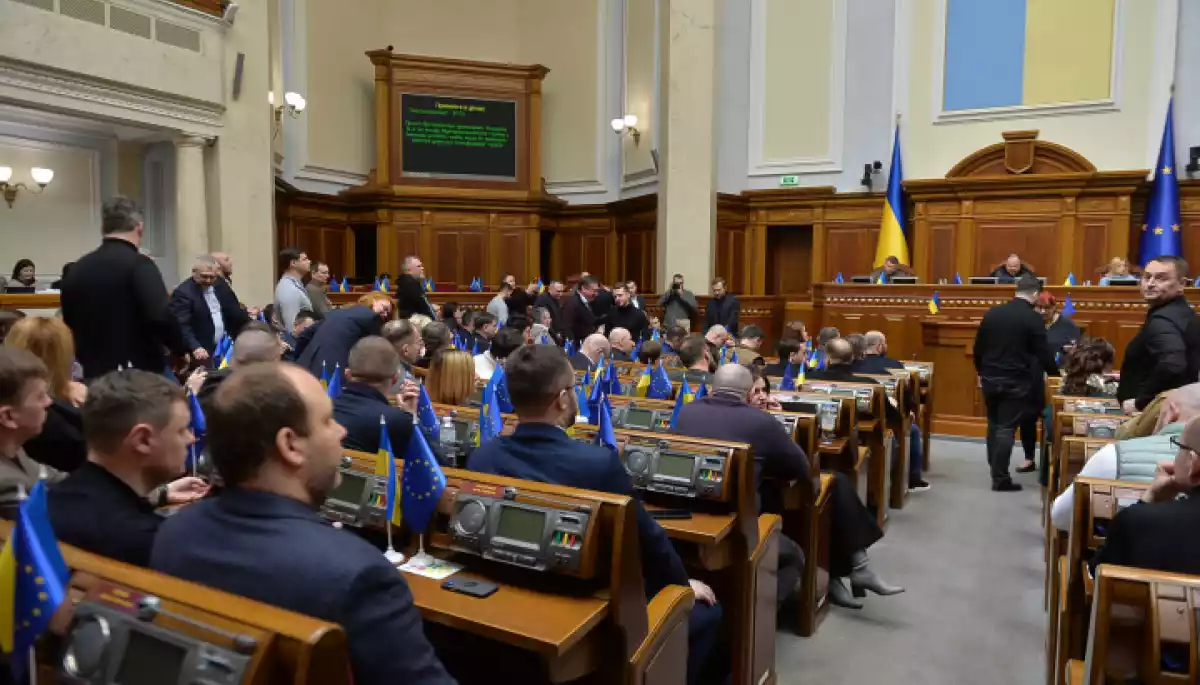 Нардепи не проголосували за пропозиції про висвітлення роботи парламенту в слоті каналу &laquo;Рада&raquo; в телемарафоні
