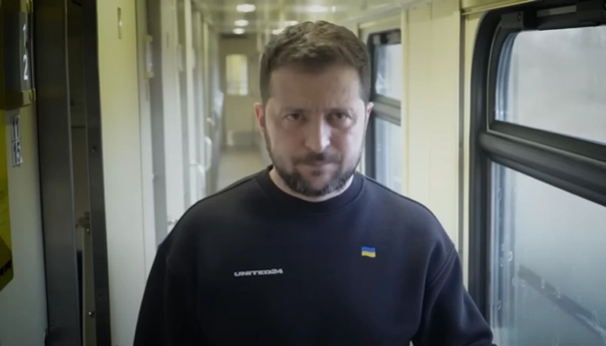 Зеленський звернувся до Європейської Ради з українського потяга: &laquo;Перебуваю в дорозі, щоб підтримувати дух українців&raquo; (ВІДЕО)