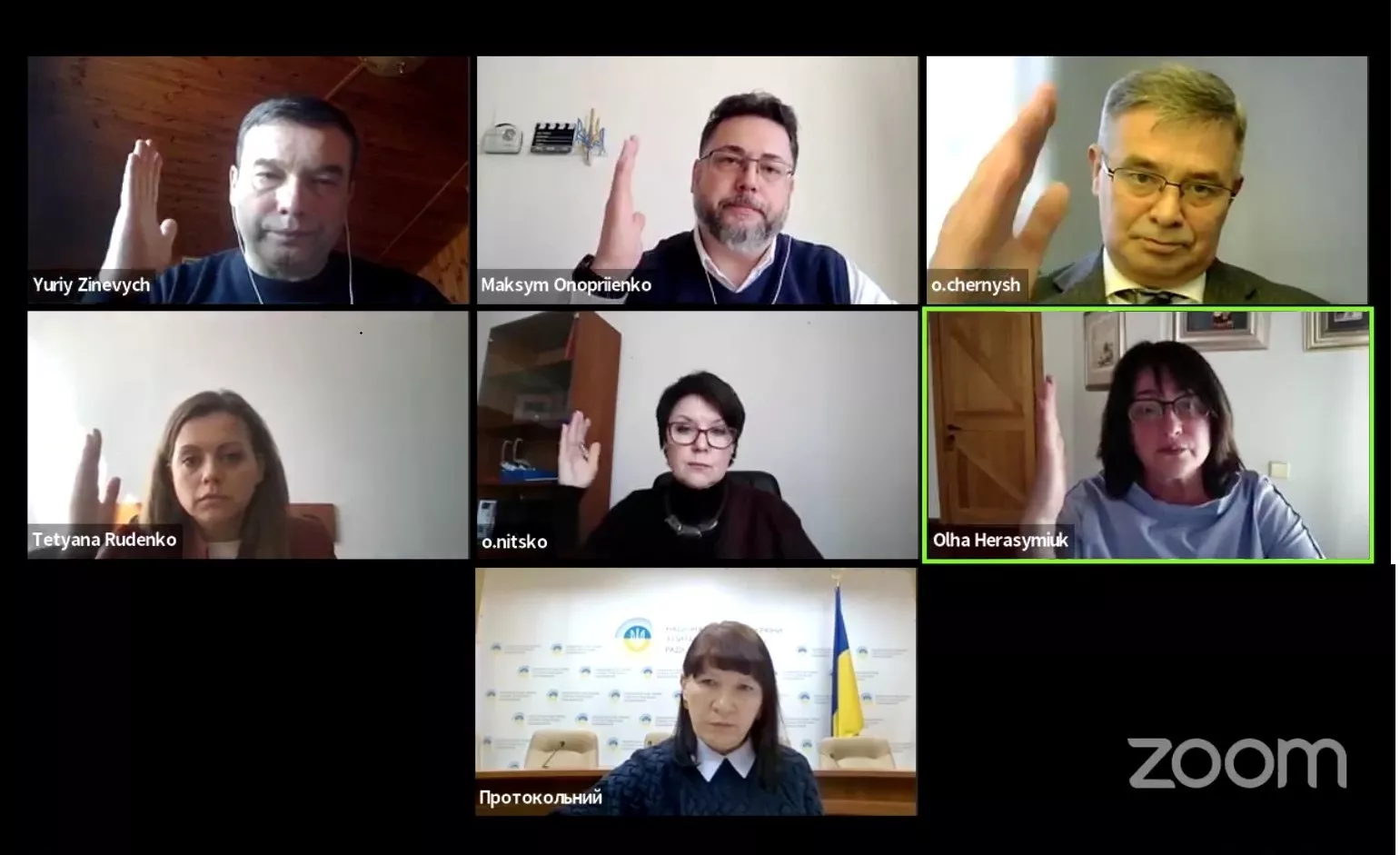 Нацрада видала тимчасові дозволи на мовлення на ФМ-частотах п’ятьом радіостанціям