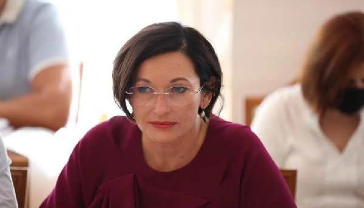 ВАКС визнав першу заступницю голови комітету ВР з питань гуманітарної та інформаційної політики Констанкевич винною у недостовірному декларуванні