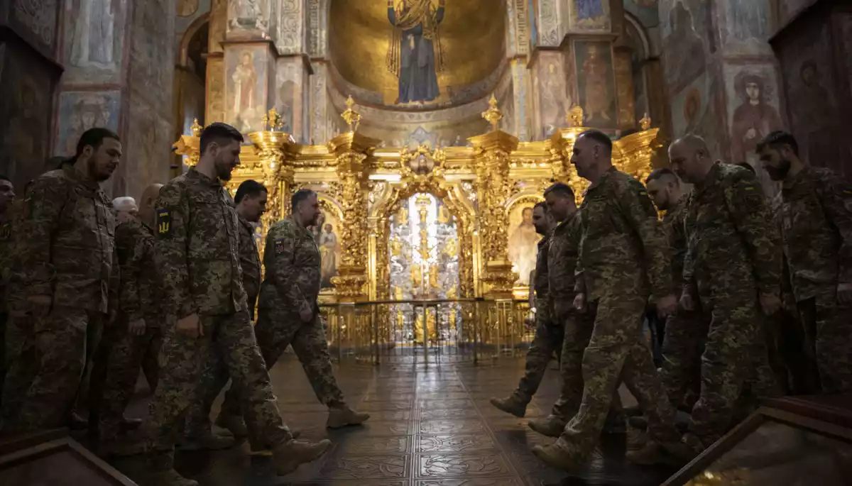 4 квітня &mdash; круглий стіл: &laquo;Перший випуск військових капеланів &mdash; зміцнення стійкості і дух Збройних сил України!&raquo;