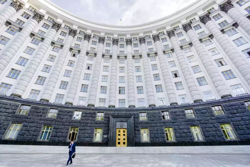Уряд доручив МКІП підготувати пропозиції щодо посилення відповідальності за поширення дезінформації, яка створює позитивний образ Росії