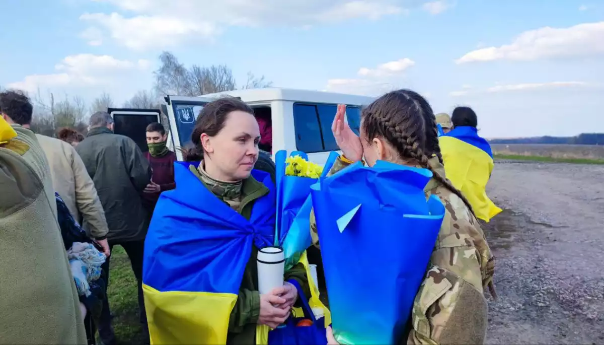 Україна повернула з російського полону ще 100 військовослужбовців