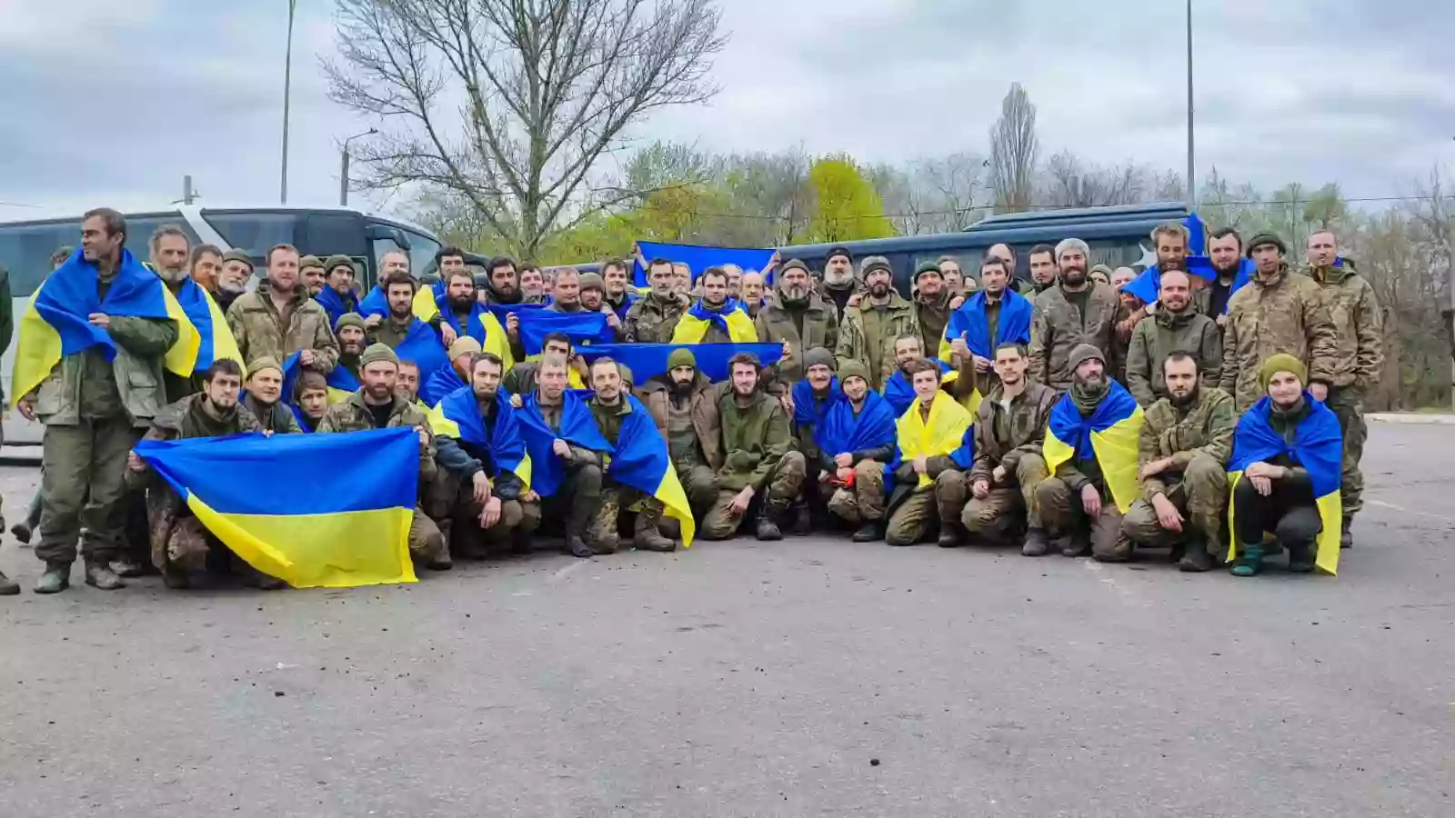 Ще 130 українських військовослужбовців звільнили з російського полону