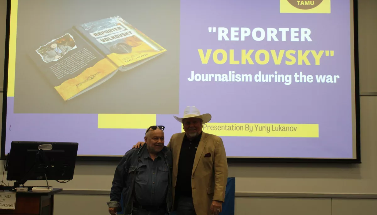 Журналіст Юрій Луканов презентує у США книгу своєї воєнної прози «Репортер Волковський»