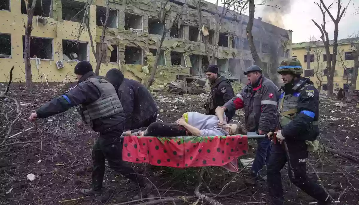 Фото Євгена Малолєтки з облоги Маріуполя стало одним з переможців премії World Press Photo