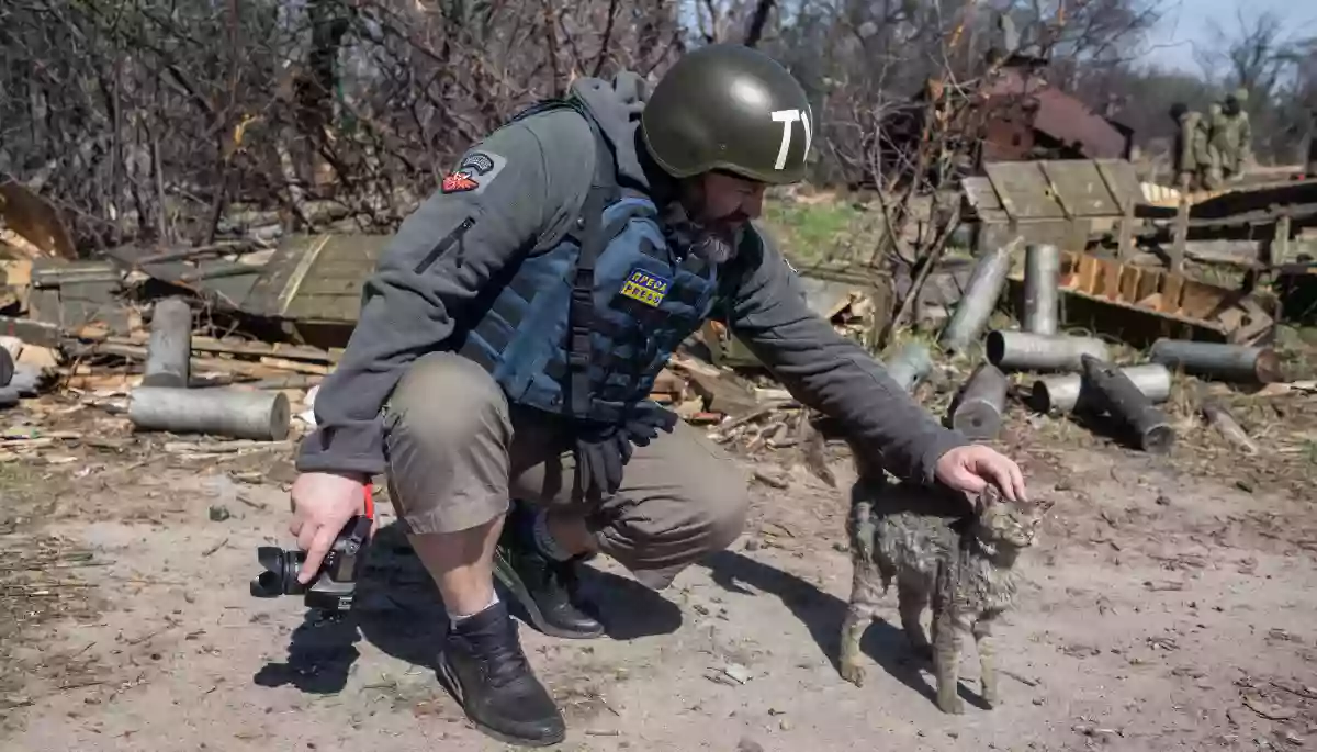 &laquo;Чи допоможе моя публікація нашій перемозі?&raquo; &mdash;  журналісти про межі свободи преси під час російської агресії. Опитування