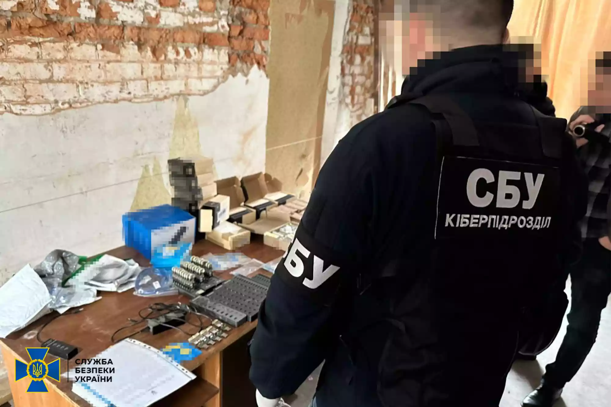 СБУ ліквідувала мережу ботоферм у дев&rsquo;ятьох областях із 200-тисячною аудиторією