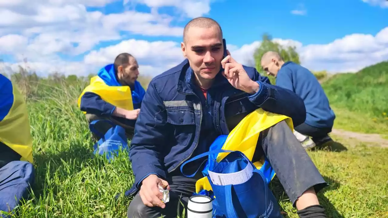 З російського полону звільнили 45 захисників «Азовсталі»